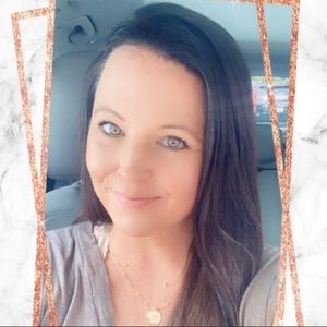 Meet your Posher, Robyn